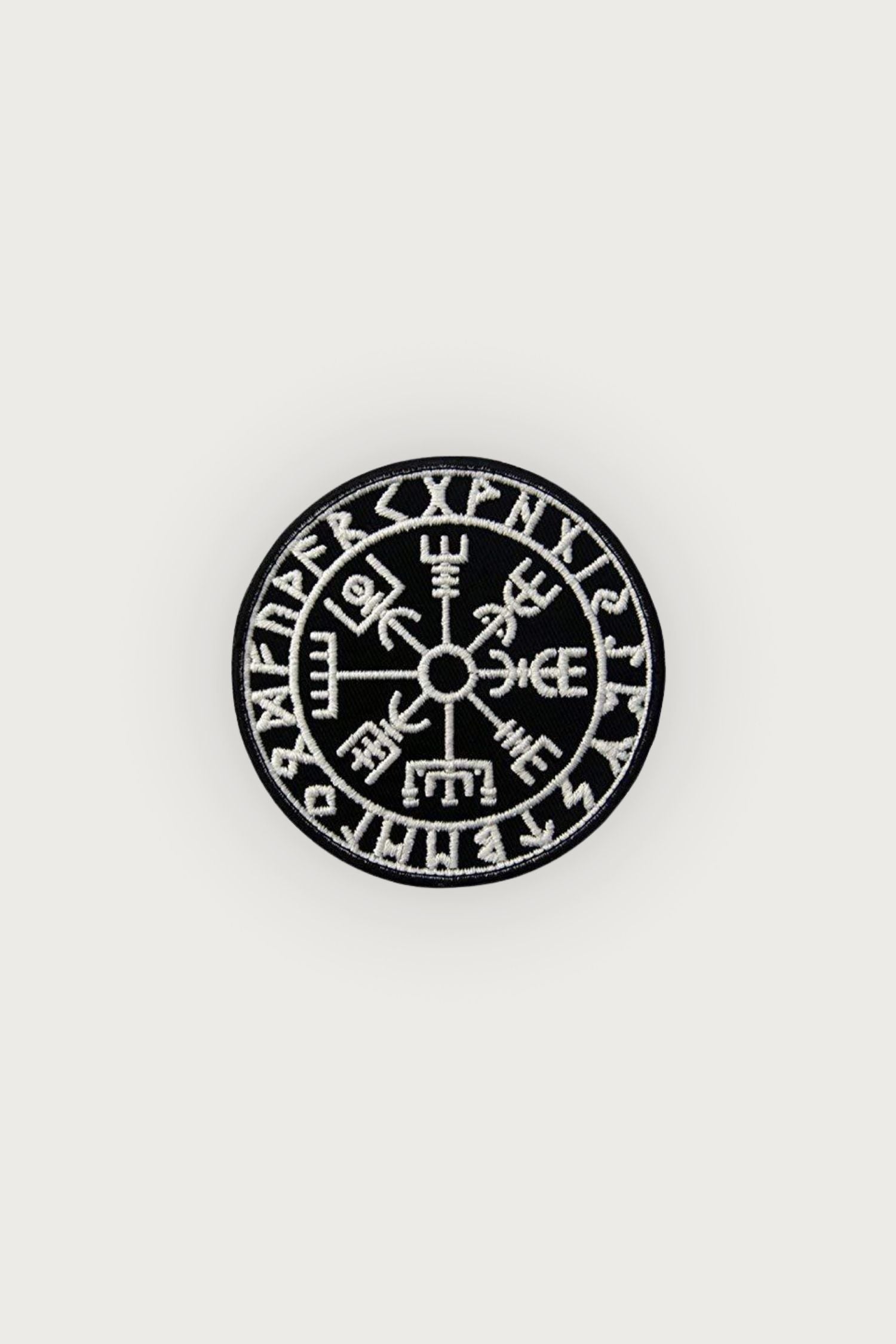 PARCHE DE RUNAS DE BRÚJULA VIKINGA