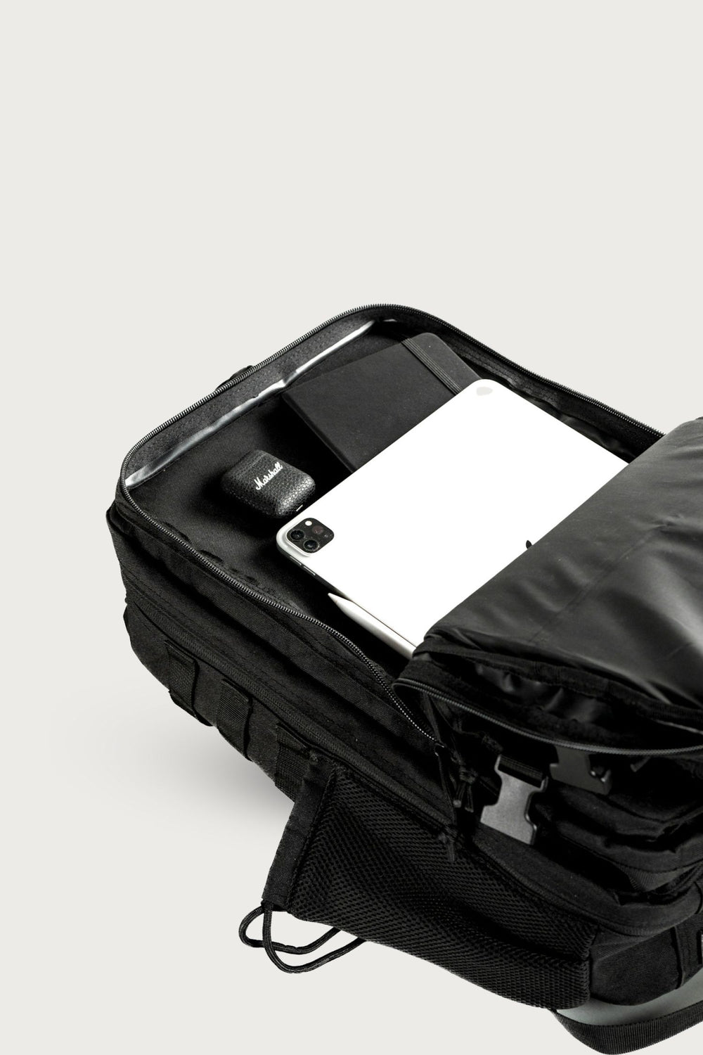 Loast Backpack Black - Made for Adventurers